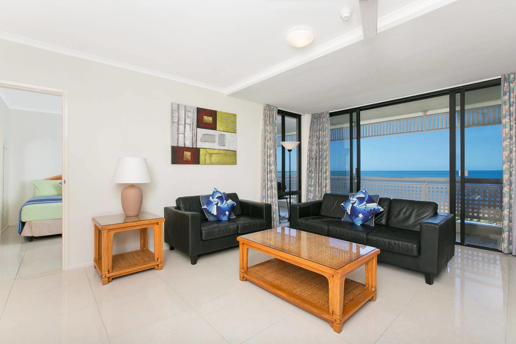 Hotel Tropiq Cairns Exterior foto